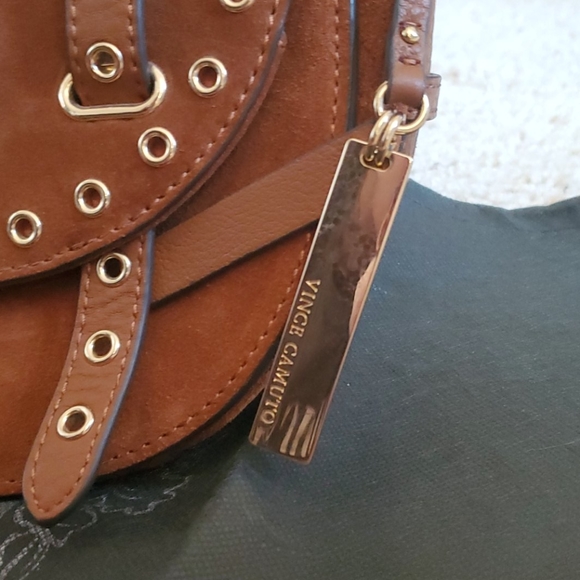 Vince Camuto Areli suede flap crossbody - Picture 4 of 11